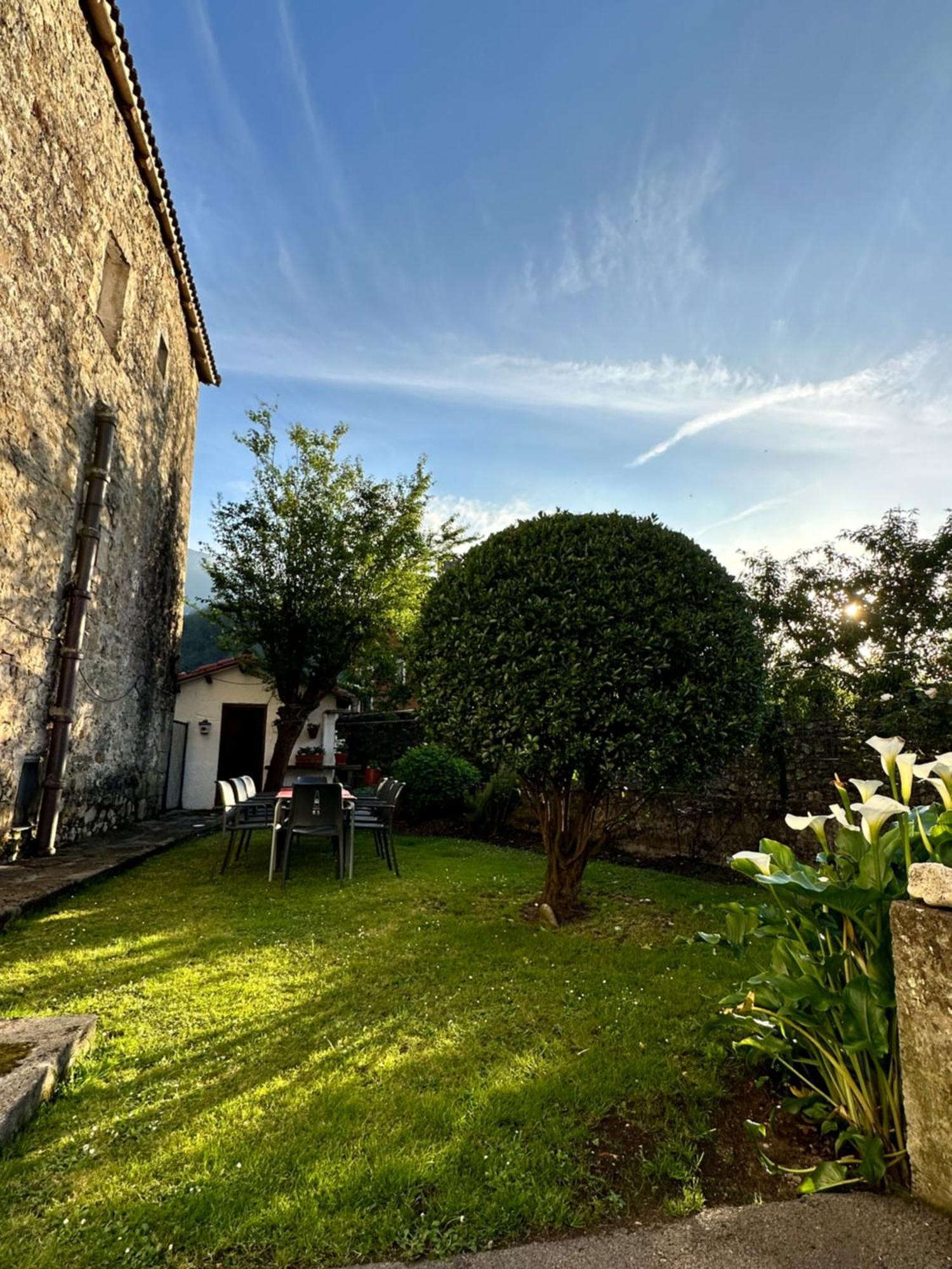 Casa Rural El Torrejon Arenas De Cabrales Extérieur photo